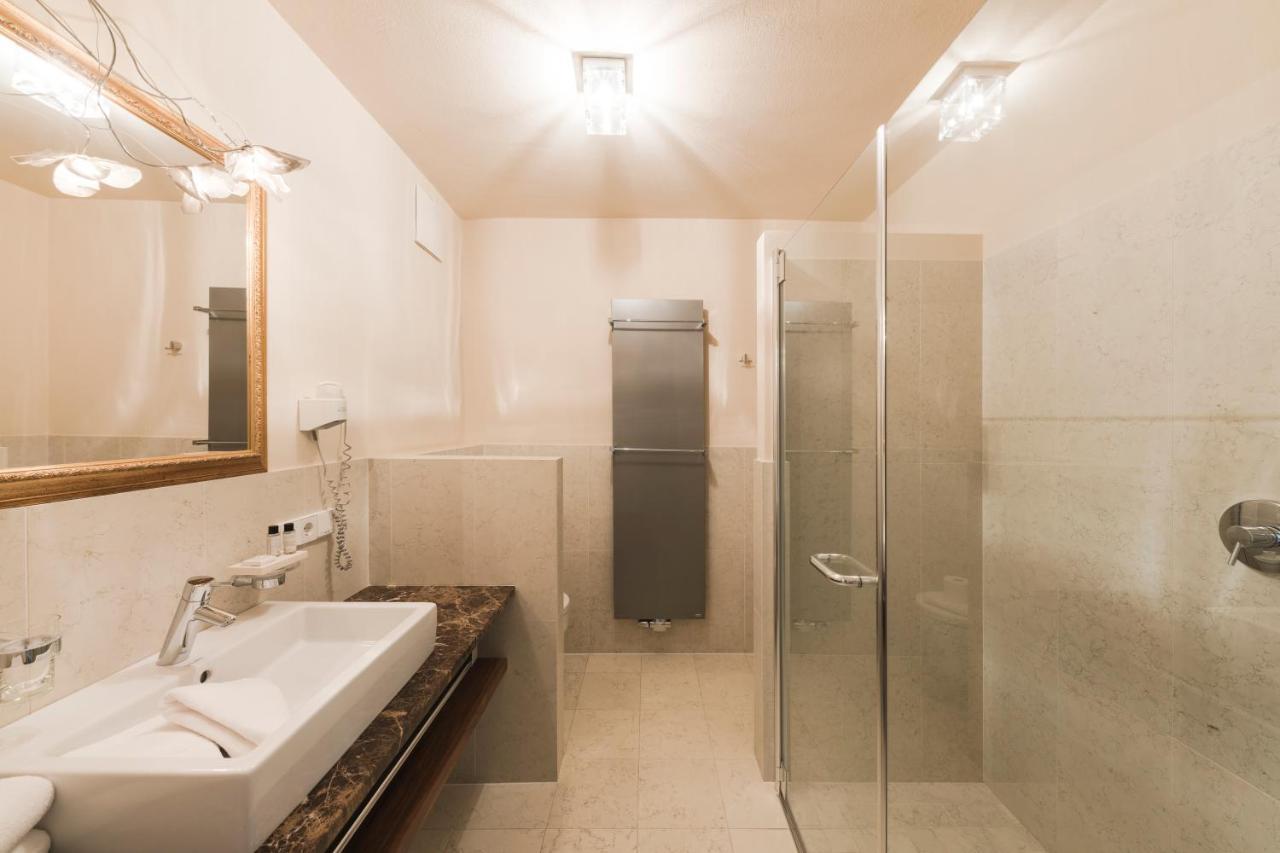 Hotel Residence Pernhof テルメーノ エクステリア 写真